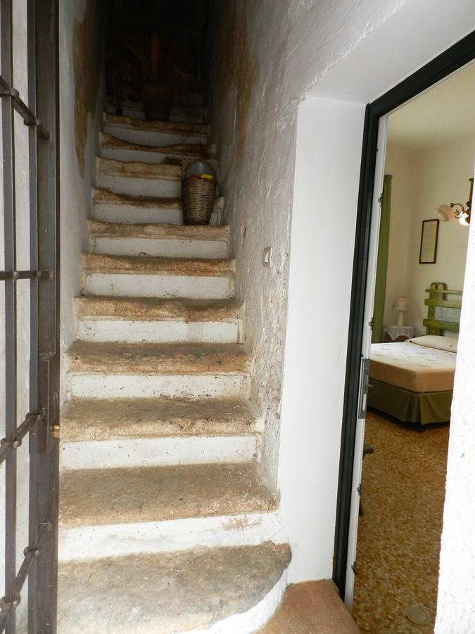 Casa Corte Con Terrazza Taviano  Eksteriør billede