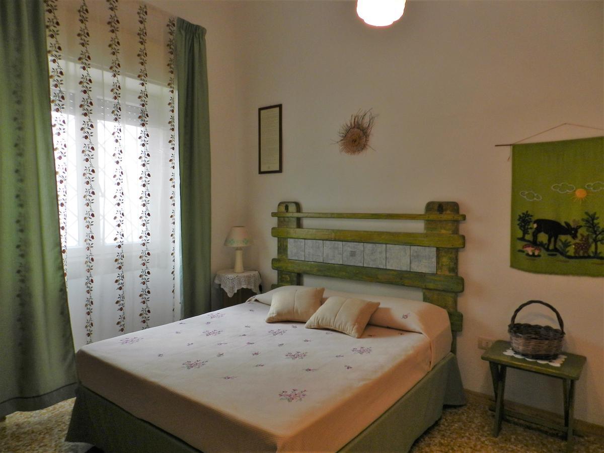 Casa Corte Con Terrazza Taviano  Eksteriør billede